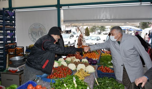 Pazarcı esnafından Bozkurt’a teşekkür