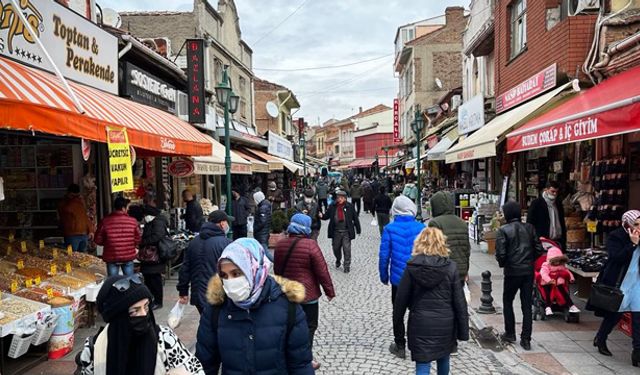 Sosyal yaşantı Eskişehir’i vaka sayılarında zirveye taşıdı