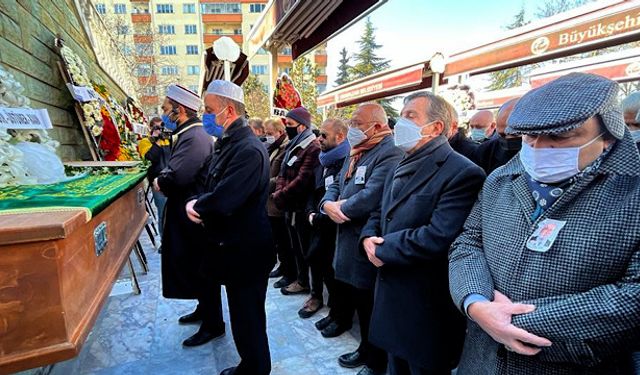 Üstün Ünügür son yolculuğuna uğurlandı