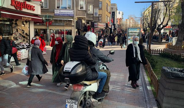 Trafiğe kapalı bölgelerdeki denetimler sürüyor