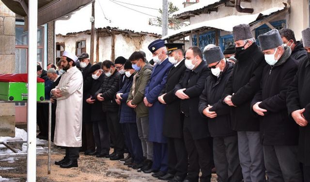 Kore Gazisi Ahmet Demirci ebediyete uğurlandı