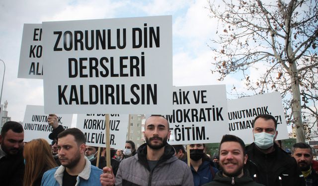 Anaokullarında zorunlu din dersi kararına tepki