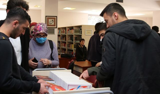 ESOGÜ Yayınları üniversite öğrencilerine ücretsiz dağıtılıyor