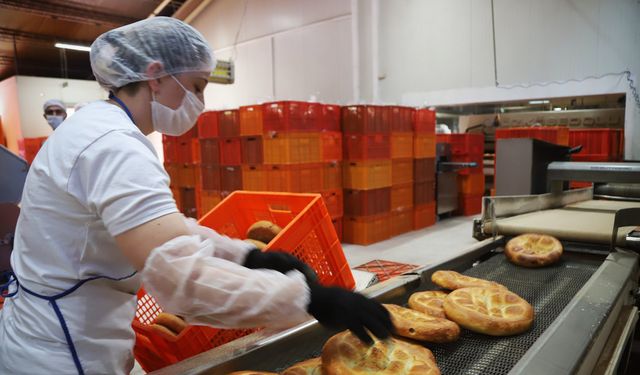 Ramazan ayının vazgeçilmezi halk pide 2.50 TL