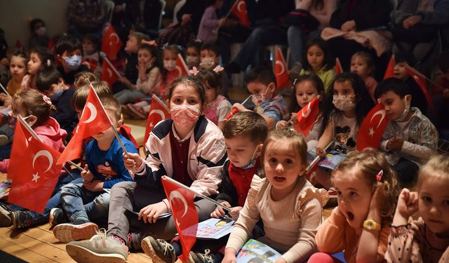 Çocuklar bayram sevincini Tepebaşı’nda yaşıyor