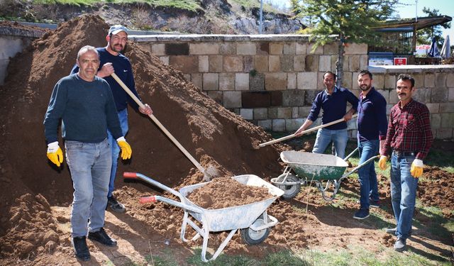 Çiçekler Kaymakam Baytak'tan