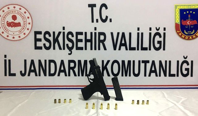 İnşaatta atış talimi yapan şahsı jandarma ekipleri yakaladı