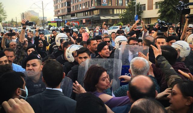 Gezi eylemine polis müdahalesi