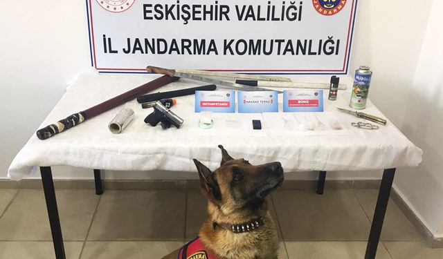 Eskişehir’de uyuşturucu operasyonu, 5 gözaltı