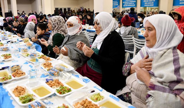 Gündüzler mahallesinde Ramazan bereketi paylaşıldı