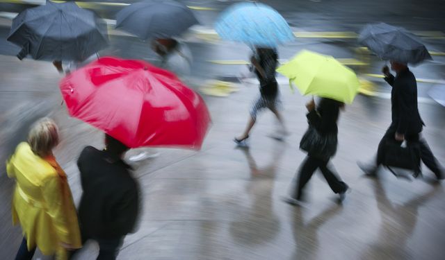 Dikkat! Meteorolojiden kuvvetli yağış uyarısı