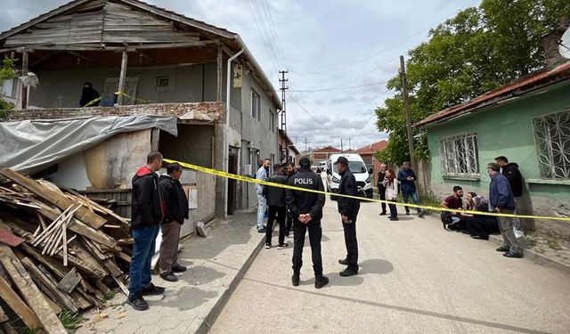 15 yaşındaki çocuk tüfekle annesini öldürdü