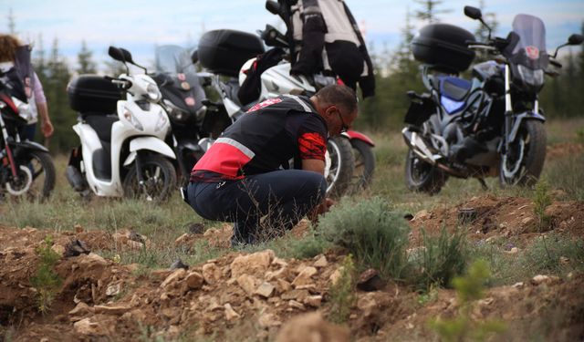 Motosiklet tutkunlarından yanan ormanlar için anlamlı proje