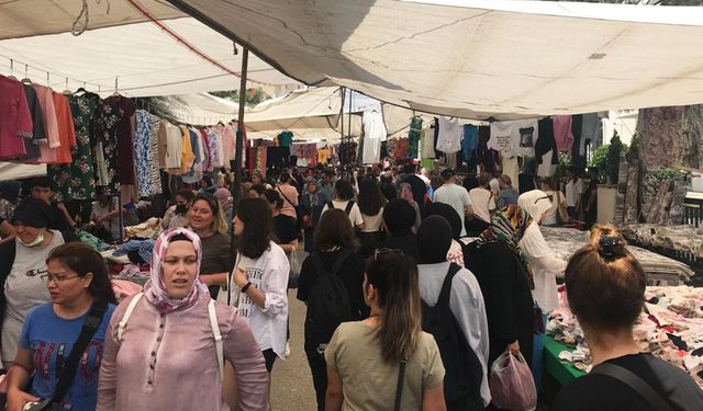 Çarşamba Pazarı havaların ısınmasıyla yoğun günlerini yaşamaya başladı