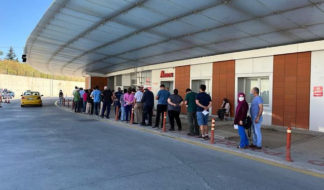 Hastanelerde hatırlatma dozu yoğunluğu devam ediyor