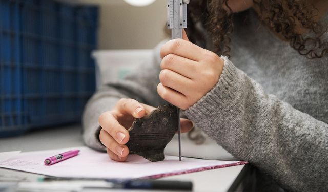 Anadolu Üniversitesi Edebiyat Fakültesi, düşünce dünyasını zenginleştiren mezunlar yetiştiriyor