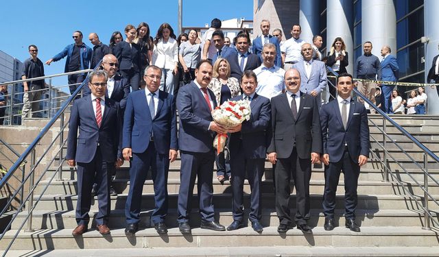 Eskişehir Adliyesi’nde devir teslim töreni