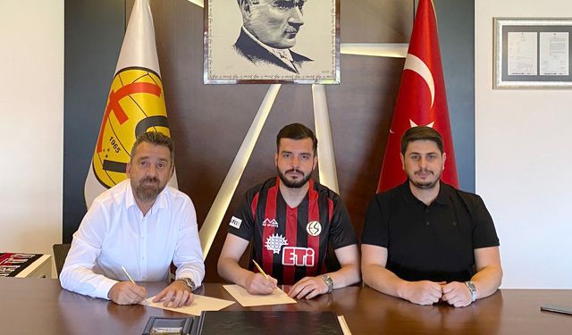 Eskişehirspor'da 3 oyuncuyla sözleşme yenilendi