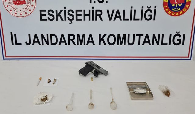 Ormanlık alanda uyuşturucu madde ele geçirildi