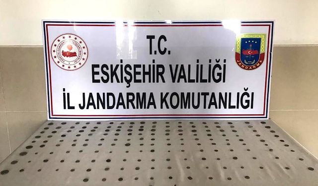 Tarihi eser satmak isterken yakalandılar