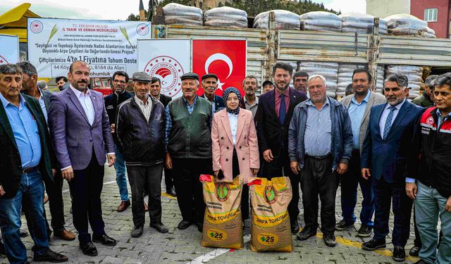 Hibe destekli arpa tohumu dağıtımı yapıldı