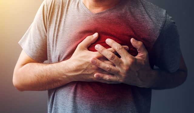 Kalp hastalarına "iftarda aşırı yüklenmeyin" uyarısı