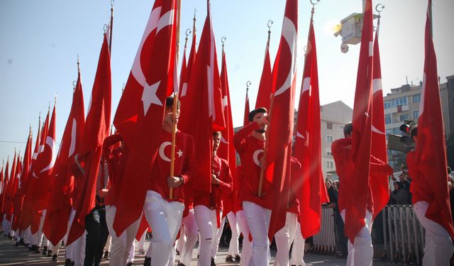 29 Ekim Cumhuriyet Bayramı Eskişehir’de coşkuyla kutlandı