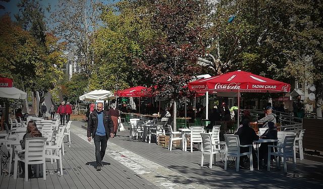 Sıcaklıklar mevsim normallerinin üzerinde seyretmeye devam edecek