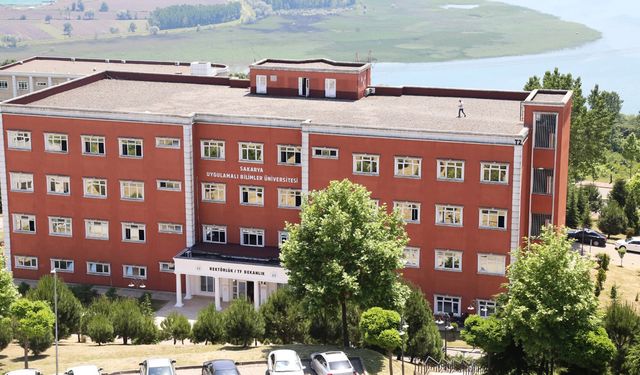 Sakarya Uygulamalı Bilimler Üniversitesi Öğretim Üyesi alıyor