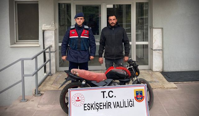 Çalınan motosiklet yediemin otoparkında bulundu