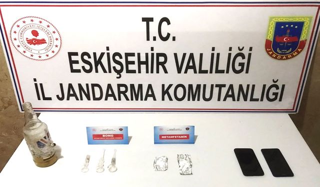 Uyuşturucu operasyonunda 2 kişi yakalandı