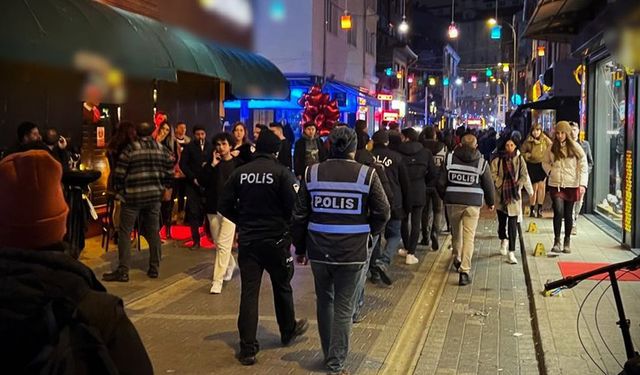 Eskişehir polisi asayiş uygulamalarına devam ediyor