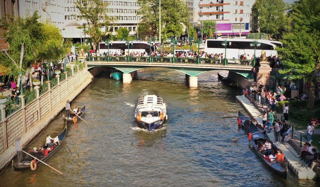 1 Ocak’ta turistik merkezler kapalı