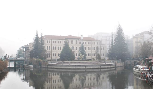 Sisli hava kartpostallık görüntüler oluşturdu