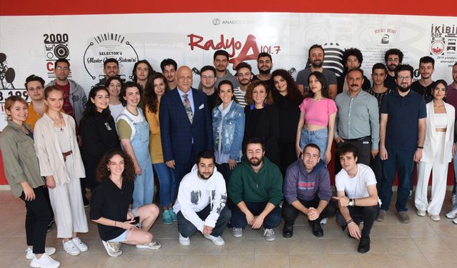 Radyo A yeni programlarıyla dinleyicileriyle buluşuyor