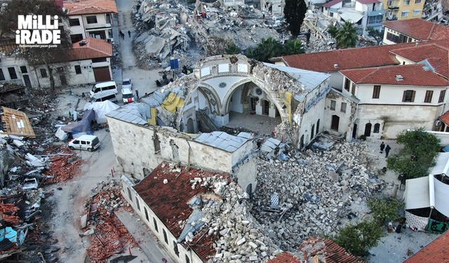 Hatay’daki depremde 14 asırlık cami de yıkıldı (VİDEO HABER)