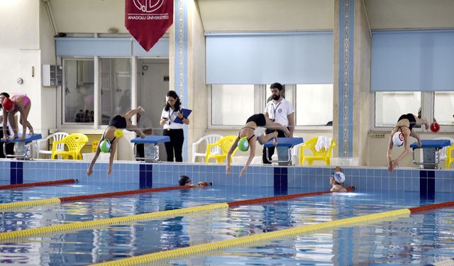 Anadolu Üniversitesi yüzme seçmelerine ev sahipliği yaptı