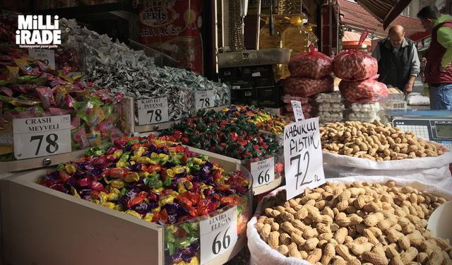 Bayramlık ikramlar için alışveriş yoğunluğu başladı