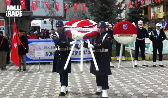 İkinci İnönü Zaferinin 102. yılı törenle kutlandı (VİDEO HABER)