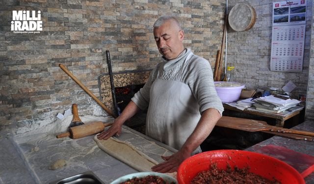 Ramazan ayında pide geleneğinden vazgeçilmedi