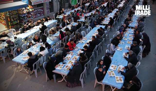 İftar bereketi paylaştıkça çoğalıyor