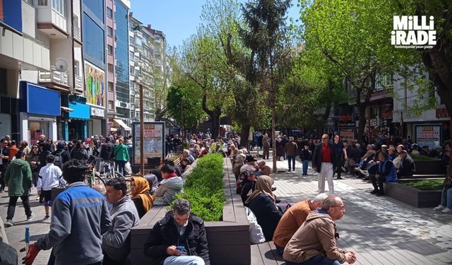 Tatili fırsat bilen vatandaşlar güzel havanın keyfini çıkardı