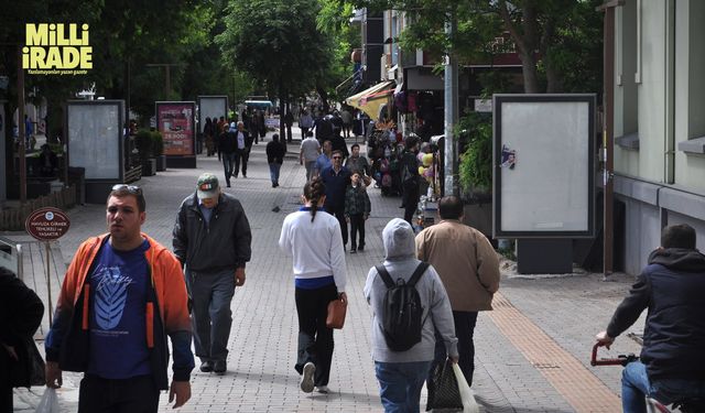 Seçimler bitti, Eskişehir sokakları eski haline geri döndü