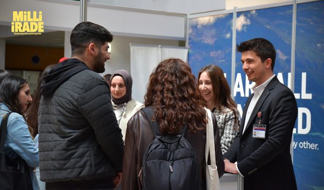 Yoğun ilgi gören İKAF’23’ün ilk günü tamamlandı