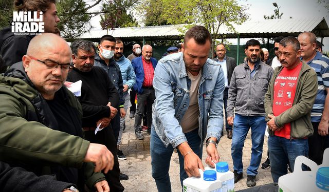 Tepebaşı'ndan çiftçilere sıvı gübre desteği