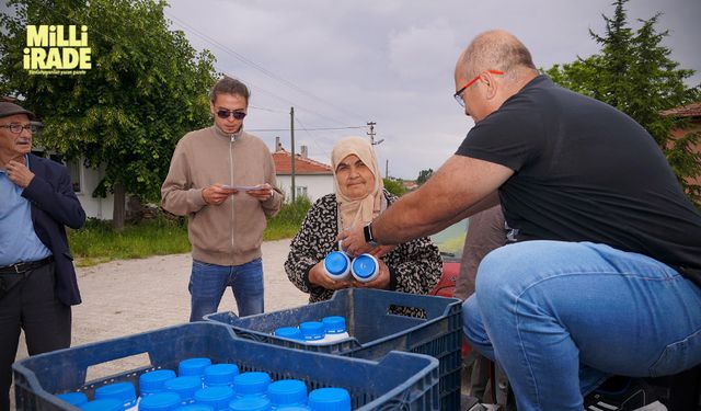 Tepebaşı'ndan küçük üreticilere sıvı gübre desteği