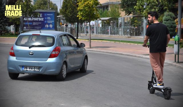 Elektrikli scooterlar bir yılda neredeyse 2 bin kazaya karıştı (VİDEO HABER)