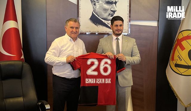 Bakan Bak: “Eskişehirspor'un eski günlere dönmesi için destek vereceğiz”