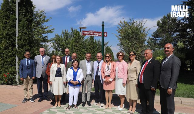 Frankfurt Meydanı için tören düzenlendi