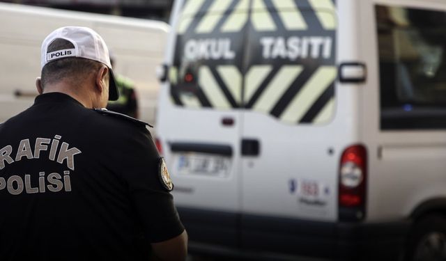 Polis ve Jandarma ekiplerinden okul servislerine denetim